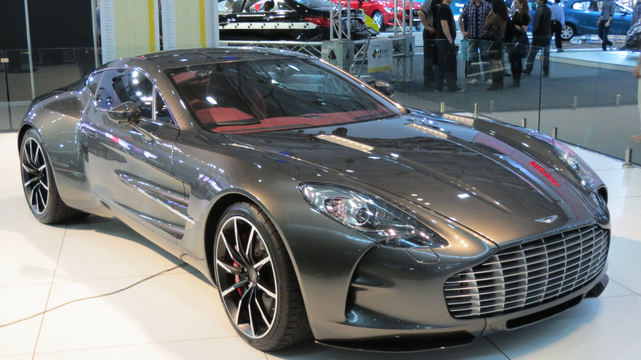 Aston Martin One 77 is a supercar with Luxury