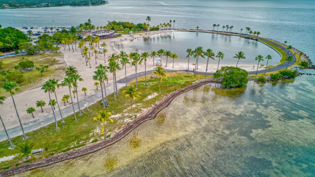 Matheson Hammock Park has beautiful pathways