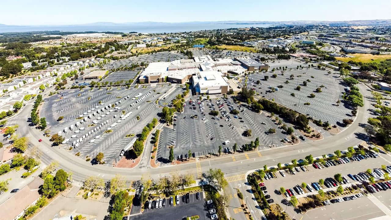 Hilltop Shopping Center in Virginia