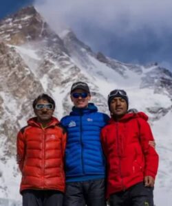 ali sadpara and two more climbers