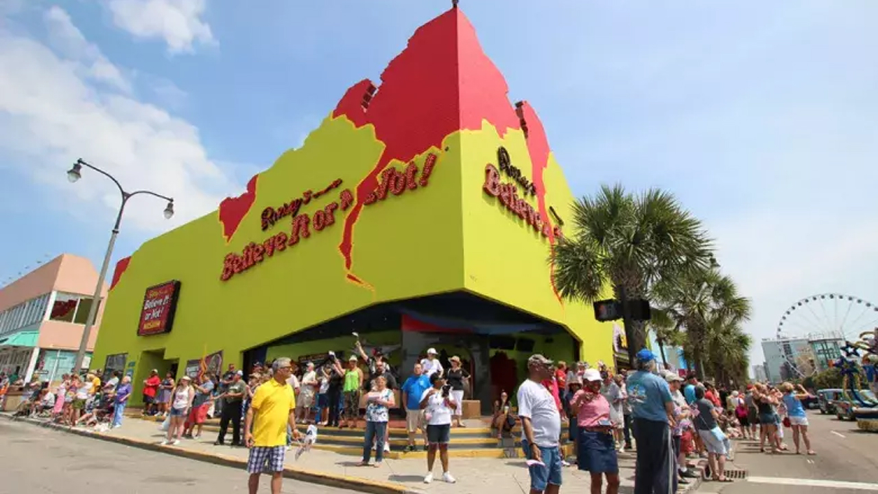 Ripley's Believe It or Not! museum is full of many visitors