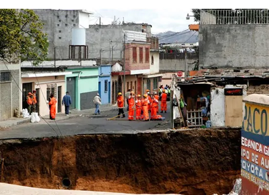 image of Guatemala sinkhole 2007