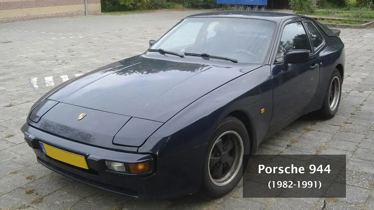 Porsche 944 (1982-1991) in metallic dark grey 