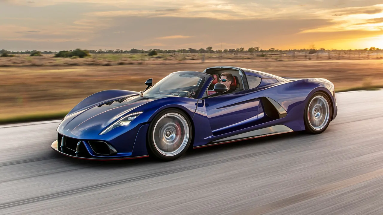 Hennessey Venom F5 Roadster a click with passengers sitting in the car