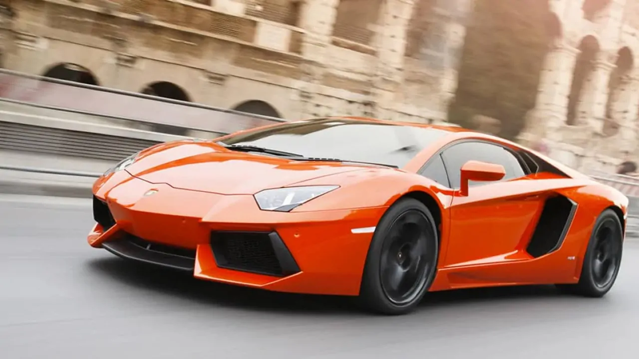 Lamborghini Aventador Coupe is Top of the Line Vehicle